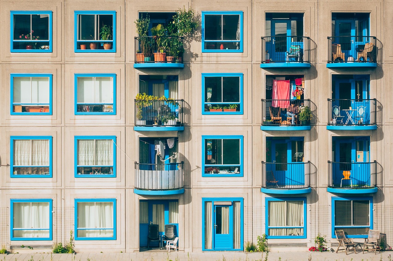 entdecken sie inspirierende ideen und praktische tipps für kleine wohnungen. optimieren sie ihren wohnraum mit cleveren einrichtungslösungen und modernen designs für mehr komfort auf kleinem raum.