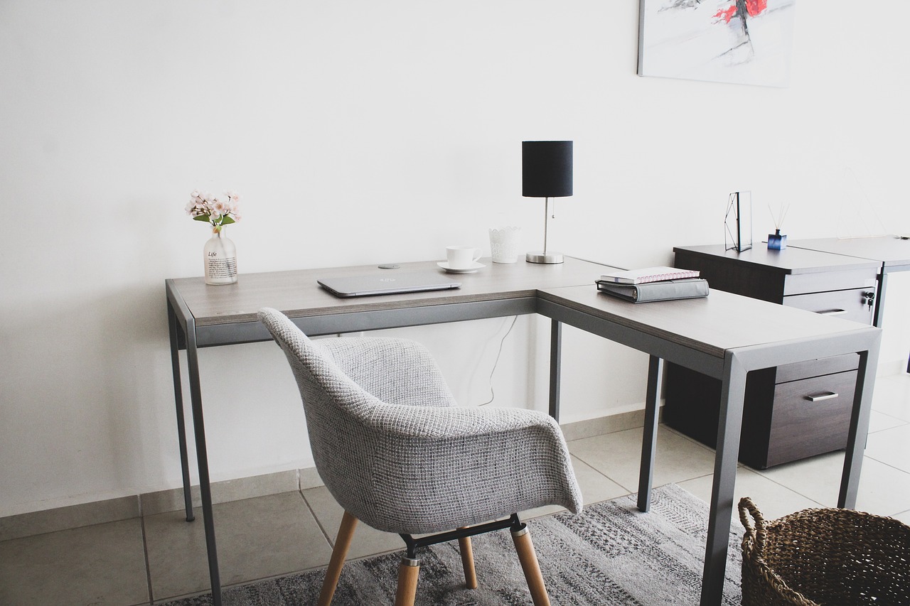 entdecken sie nachhaltige lösungen für ihr home office – von umweltfreundlichen büromöbeln bis zu stromsparender technik. tipps und ideen für ein effizientes und ökologisches arbeiten von zuhause aus.