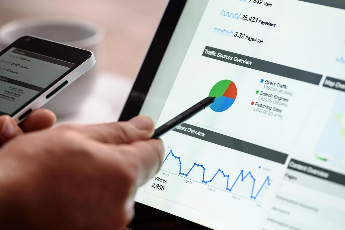 Google-Ranking verbessern kostenlos: was wirklich ohne Budget geht