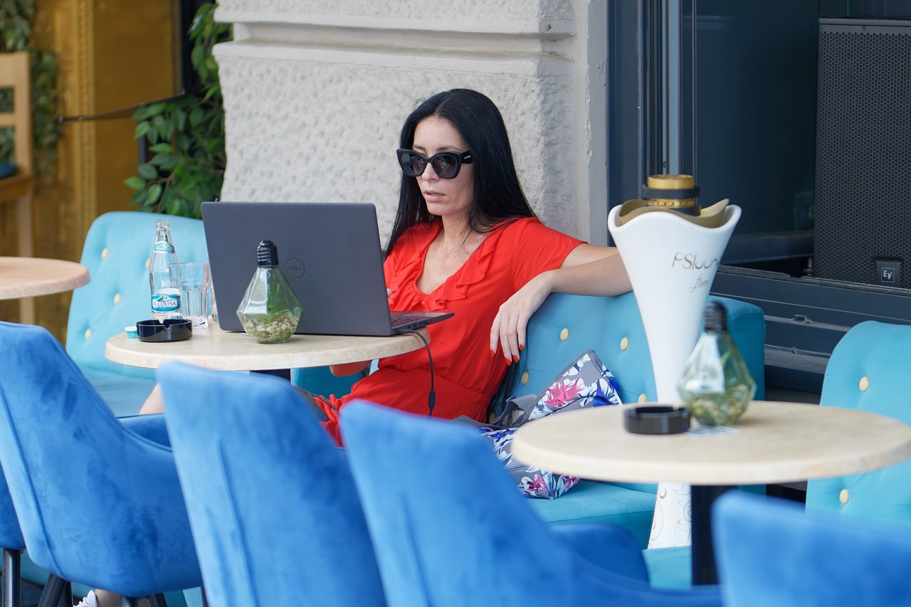 entdecken sie die vorteile von remote work: flexibilität, bessere work-life-balance und effizientes arbeiten von überall. erfahren sie, wie homeoffice ihren arbeitsalltag revolutionieren kann.